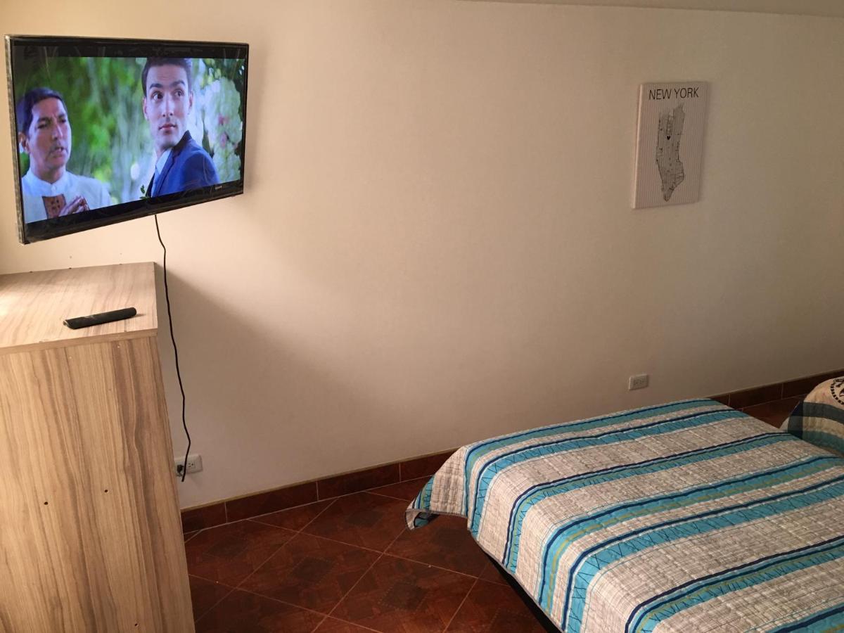Estadia El Dorado Bogotá Kültér fotó