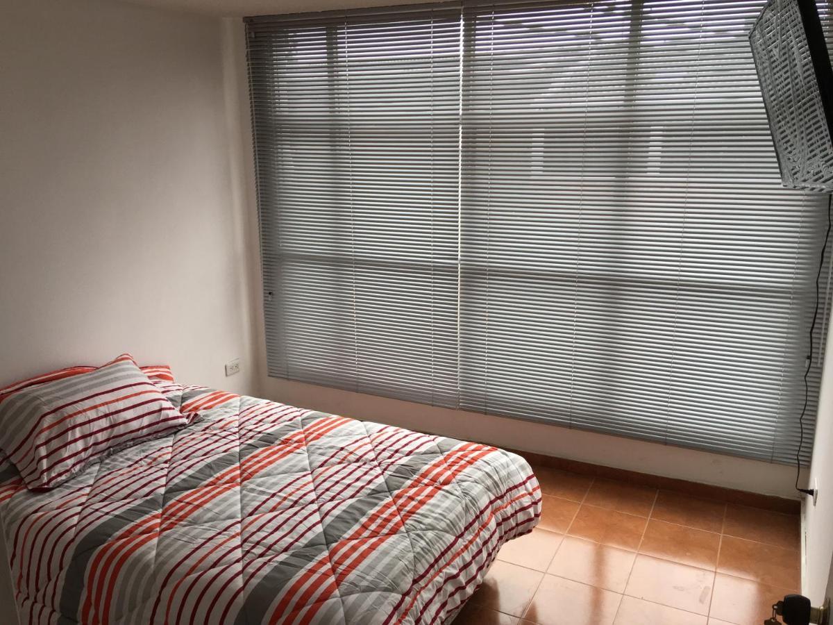 Estadia El Dorado Bogotá Kültér fotó